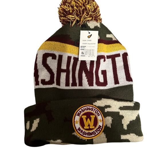 NWT Washington Stocking Hat Cap Tassel Camo One Size - Picture 1 of 2